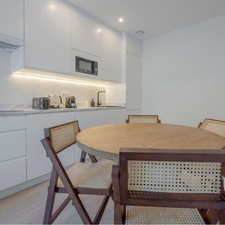 Tu Alojamiento Para 6 En Malasana Ven A San Bernardo 20 Madrid Exteriér fotografie